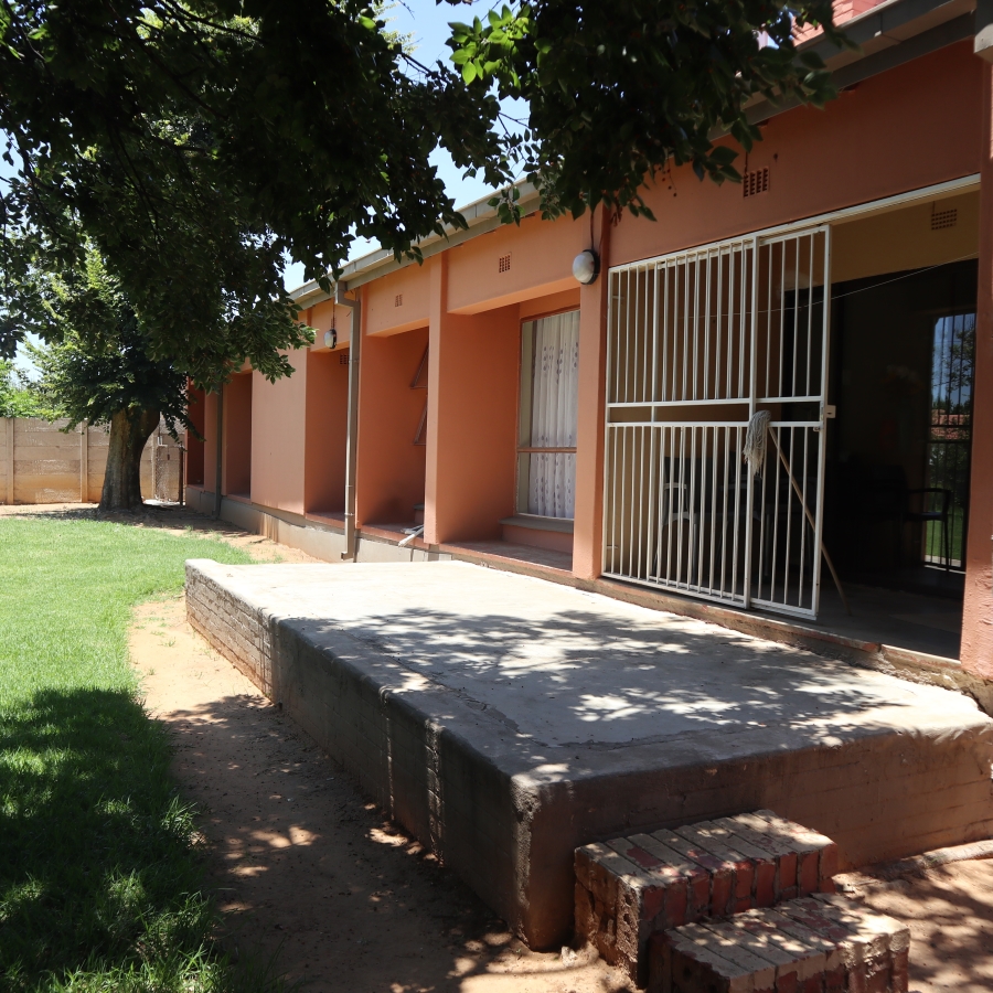 3 Bedroom Property for Sale in Flamingo Park Free State